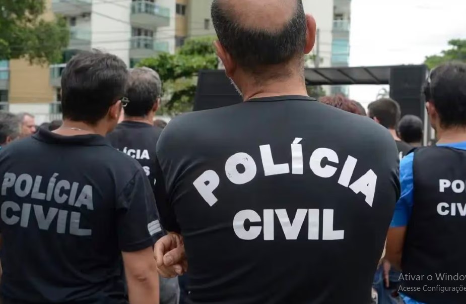 Lula veta licenças, indenizações e aposentadoria integral a policiais civis