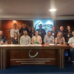 Formiga sedia Simpósio de Produtos de Origem Animal