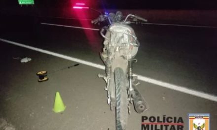 Motociclista sofre ferimentos graves em acidente na MG-050