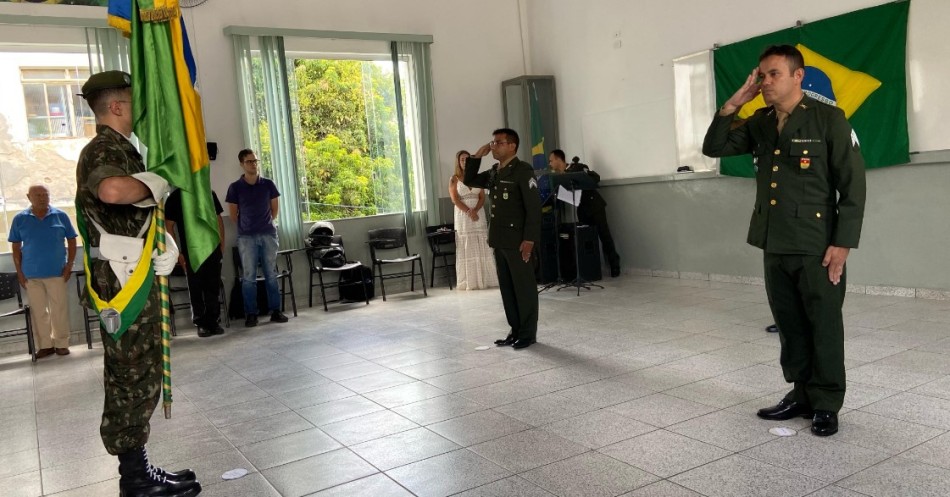 Cerimônia de troca de comando é realizada no Tiro de Guerra