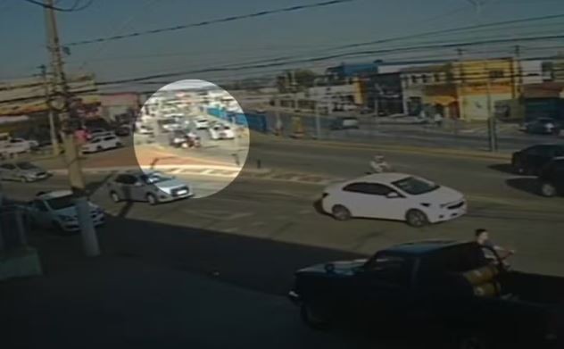 Motorista bêbado é preso após atropelar crianças e mulheres em Minas