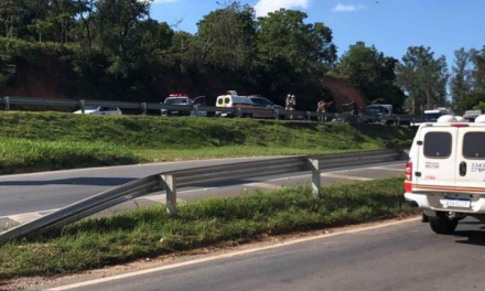 Dois homens morrem em perseguição e troca de tiros na MG-050, em Divinópolis