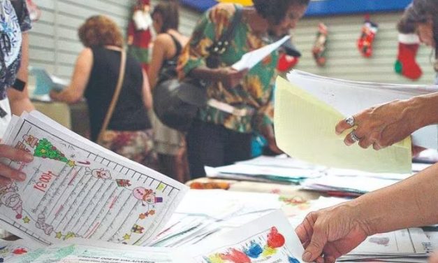 Papai Noel dos Correios: prazo de adoção de cartinhas é estendido em Minas