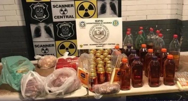 Então é Natal? Polícia apreende cesta com bebidas, carne e queijo coalho em presídio