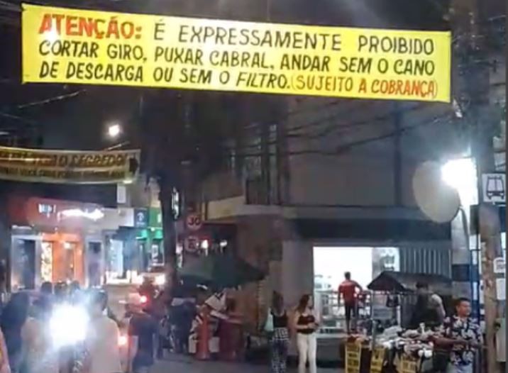 PM retira faixa que proibia ‘rolezinhos do grau’ e revolta comunidade