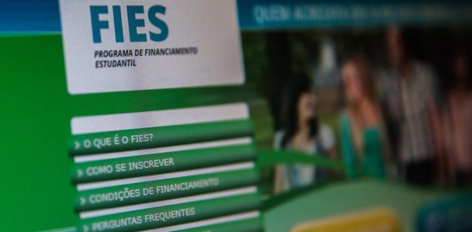 Dívida do Fies poderá ser abatida com prestação de serviço público