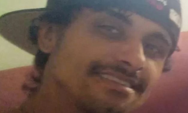 Familiares buscam informações sobre homem que desapareceu em Oliveira