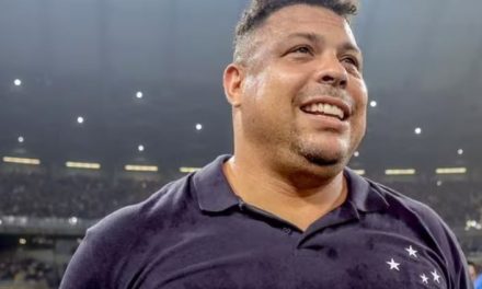 Treinador estrangeiro deve seguir no radar do Cruzeiro para 2024