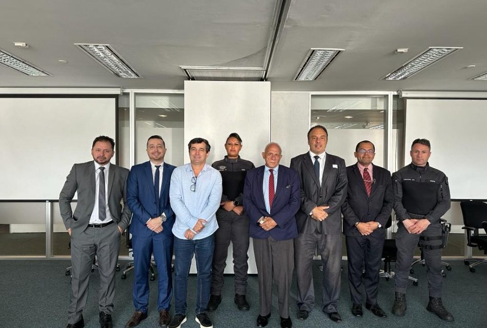 Reunião entre Sandrinho da Looping e Secretaria de Justiça visa solucionar crises na Penitenciária de Formiga