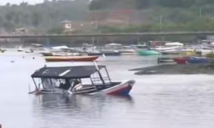 Cinco pessoas morrem após barco virar na Bahia