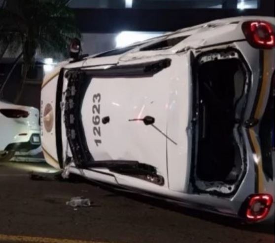 Viatura que socorria bebê engasgado capota a caminho do hospital