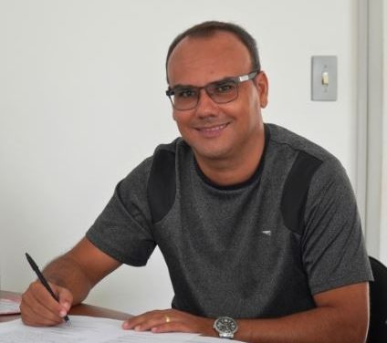 Unifor Mg: Prof. Paulo Márcio Montserrat toma posse da coordenação dos cursos de Educação Física