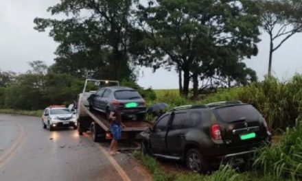 Criança de 7 anos morre após grave acidente na MG-060