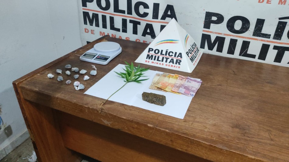 Três homens são presos com drogas no bairro Floresta, em Arcos
