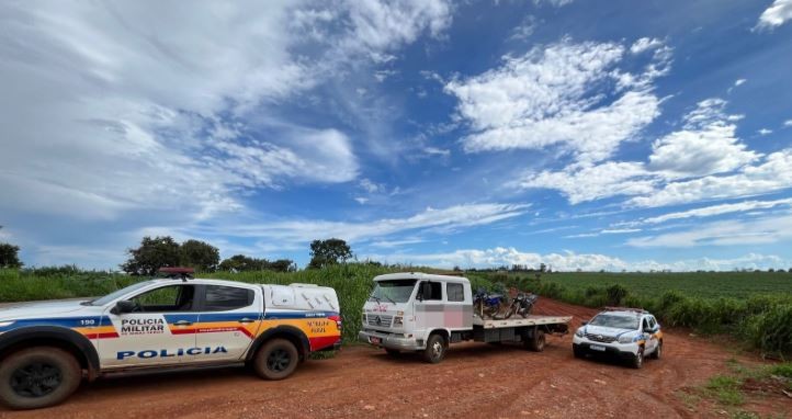 Polícia Militar recupera motos furtadas em Córrego Danta