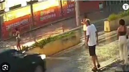 Homem salva namorada e é atropelado na faixa de pedestres