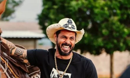 Morre cantor sertanejo, João Carreiro, após cirurgia no coração