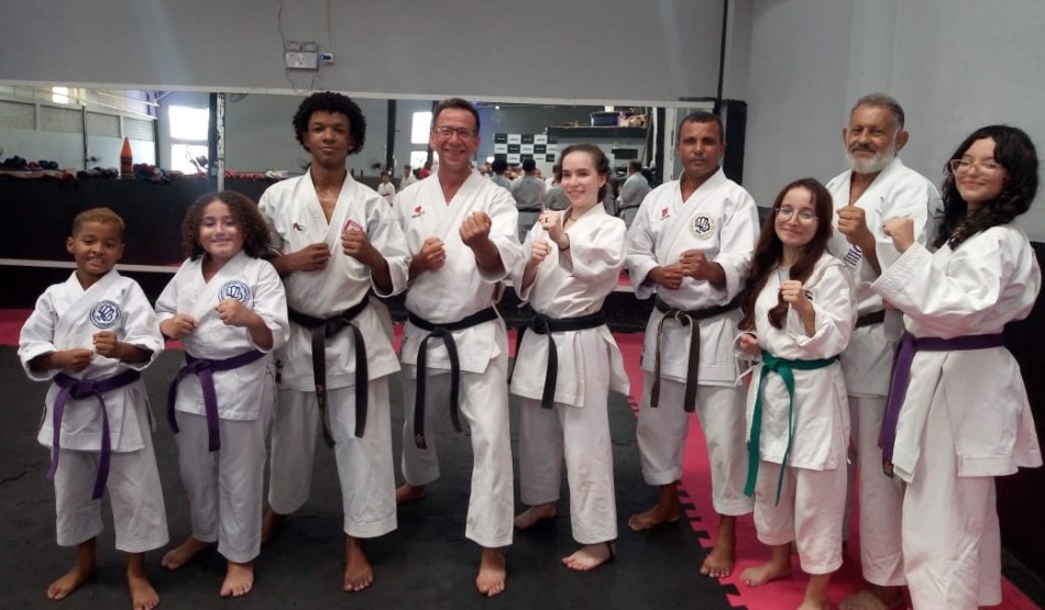 Atleta formiguense participa de Encontro Regional de Karatê em Arcos
