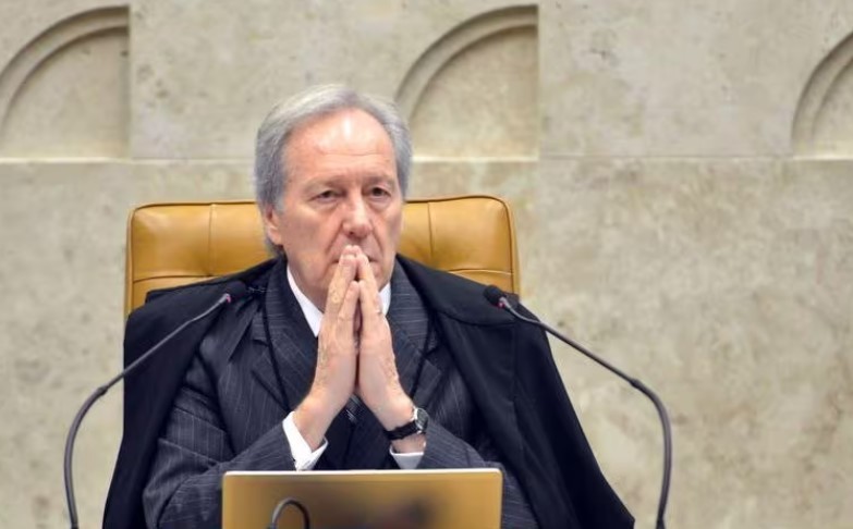 Lewandowski irá assumir a Justiça 18 anos depois de ser indicado por Lula ao STF