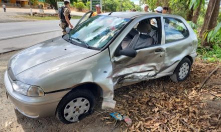 Acidente envolvendo dois veículos deixa três pessoas feridas, na BR-354, em Formiga