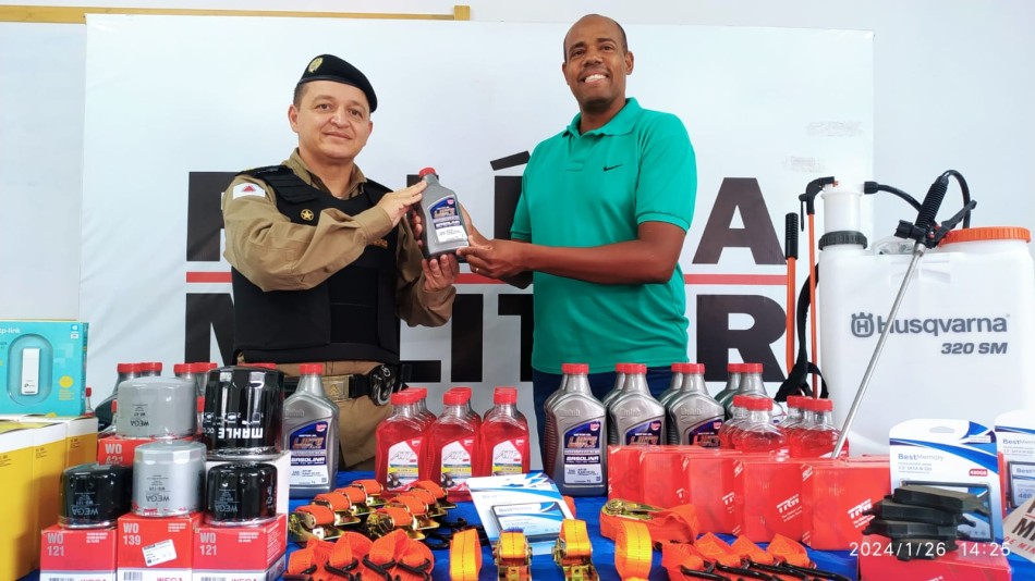 Polícia Militar de Formiga recebe vários materiais