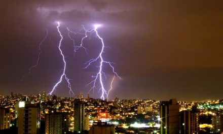 MG teve mais de 1 milhão de raios no atual período chuvoso