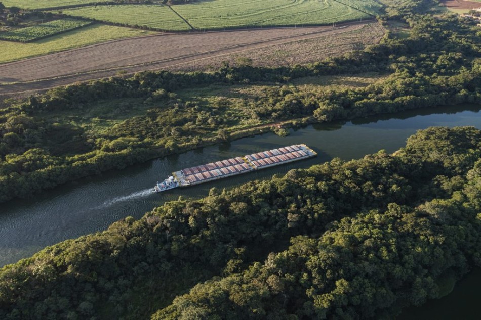 Hidrovia Tietê-Paraná tem alta de 120,7% na movimentação de cargas