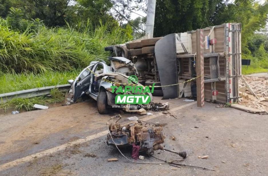 Acidente entre carro e caminhão deixa uma vítima fatal e duas feridas na BR-262