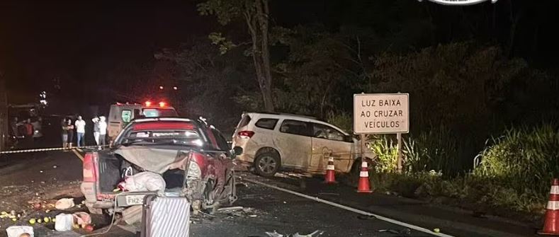 Acidente deixa dois idosos mortos e sete pessoas feridas na região Central de MG