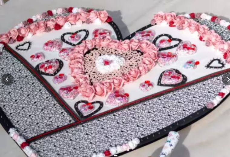 Mulher faz festa milionária, com o dinheiro do ex, para comemorar divórcio