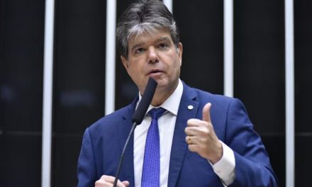 Deputado é condenado a 20 anos de prisão por fraude, peculato e lavagem de dinheiro