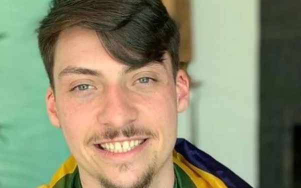 Polícia Civil indicia Jair Renan, filho de Bolsonaro, por lavagem de dinheiro