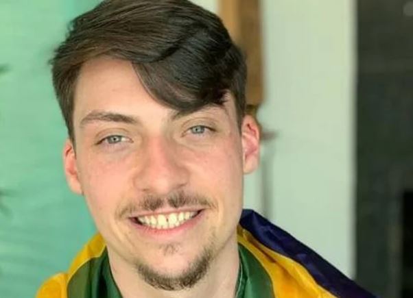 Polícia Civil indicia Jair Renan, filho de Bolsonaro, por lavagem de dinheiro