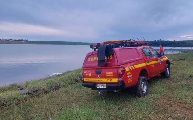 Homem morre afogado enquanto nadava no Lago de Furnas