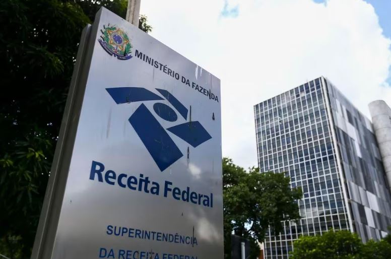 Receita abre na sexta consulta ao maior lote de restituição da história