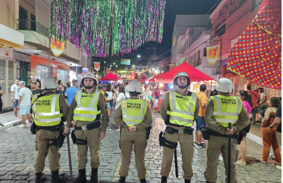 Polícia Militar garante segurança no carnaval de Itapecerica