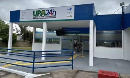 Médicos da UPA Divinópolis denunciam salários atrasados