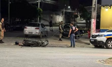 Grave acidente deixa motociclista ferido em Divinópolis