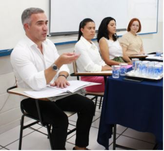 Unifor-MG: alunos de Fonoaudiologia participam de roda de conversa sobre o mercado de trabalho e possibilidades de atuação