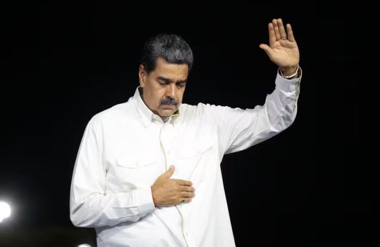 Igreja Universal apoia Maduro, que conta com evangélicos para aumentar poder
