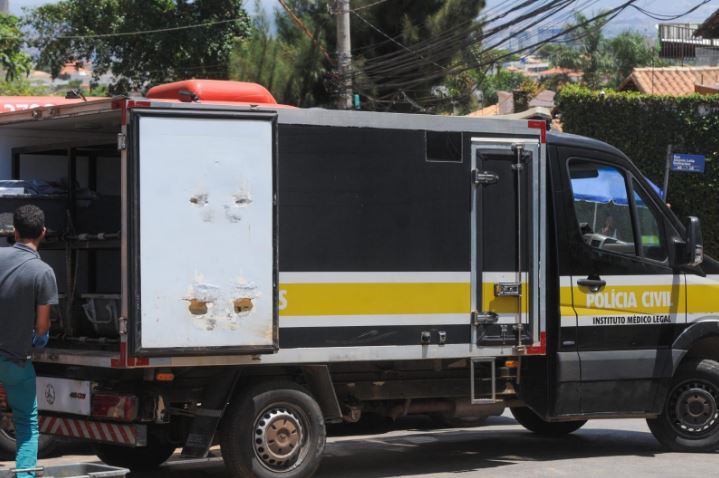 Corpo carbonizado é encontrado em casa incendiada em Ouro Preto