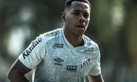 Justiça brasileira cogita prender Robinho em março, diz site