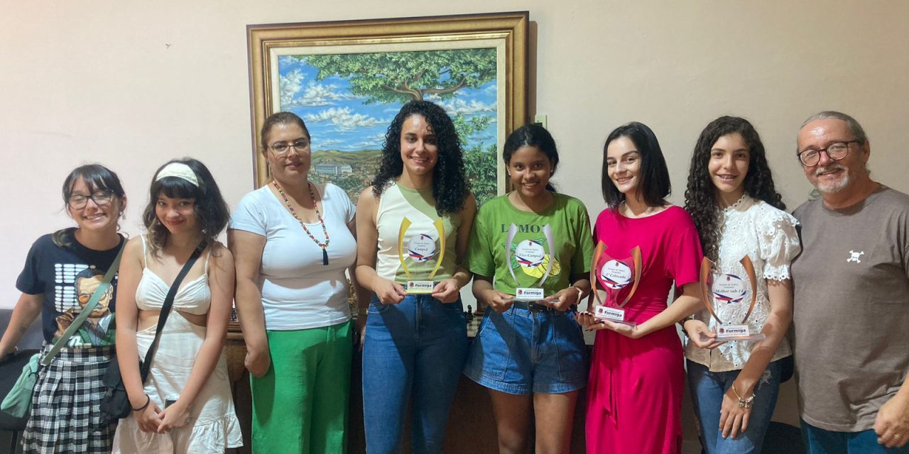 Realizado Torneio Feminino de Xadrez em comemoração ao Dia Internacional da Mulher
