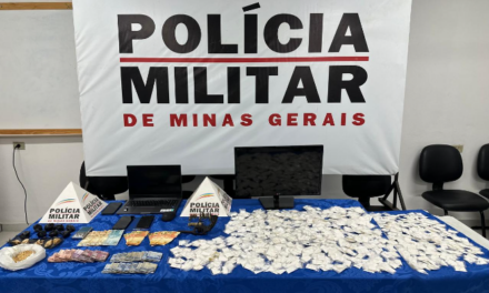 Polícia Militar apreende arma de fogo e grande quantidade de drogas em Formiga