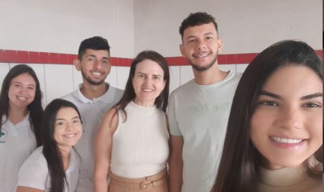 Unifor-MG: alunos do curso de Biomedicina realizam projeto de extensão na escola Arlindo de Mello