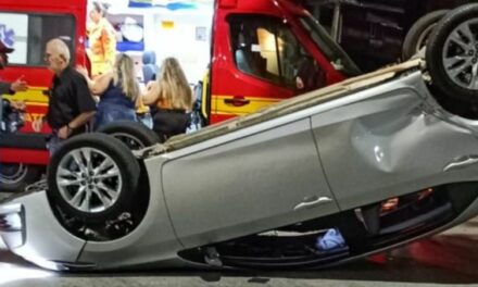 Acidente deixa quatro feridos em Divinópolis, dentre eles um bebê