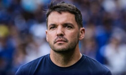 Cruzeiro demite técnico Nicolás Larcamón após vice do Mineiro