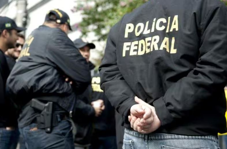 Suspeitos de compartilhar vídeos de abuso infantil são alvos de operação em MG