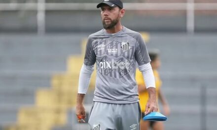 Técnico suspeito de assédio pede demissão do time feminino do Santos