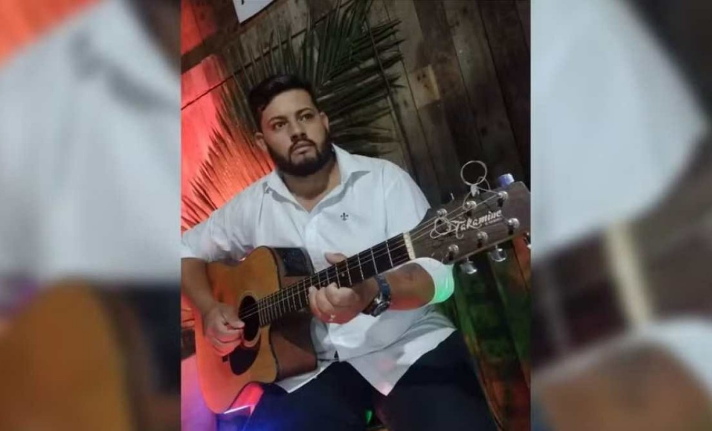 Cantor sertanejo morre em acidente de carro